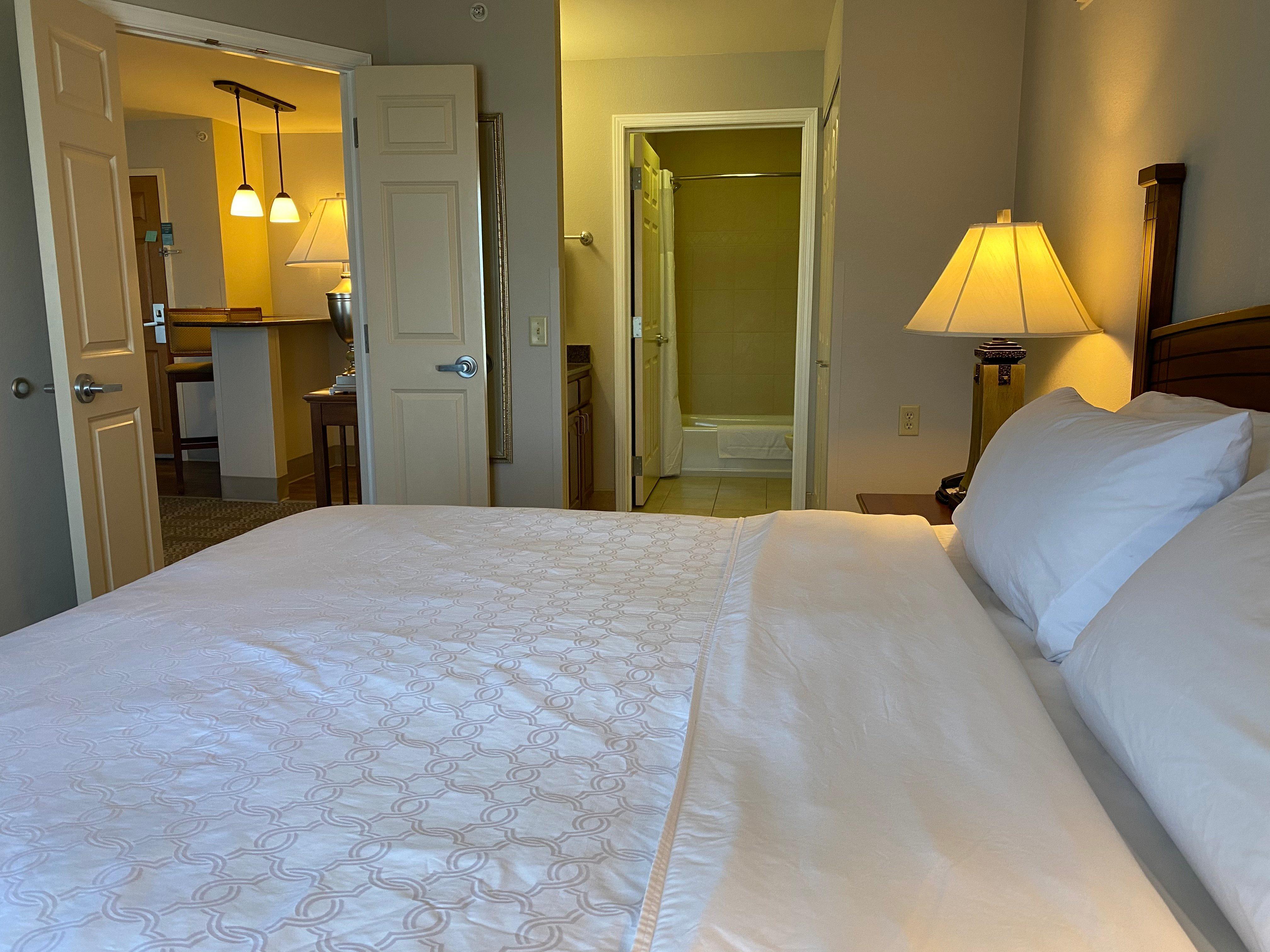Staybridge Suites Milwaukee West-Oconomowoc By Ihg Екстер'єр фото