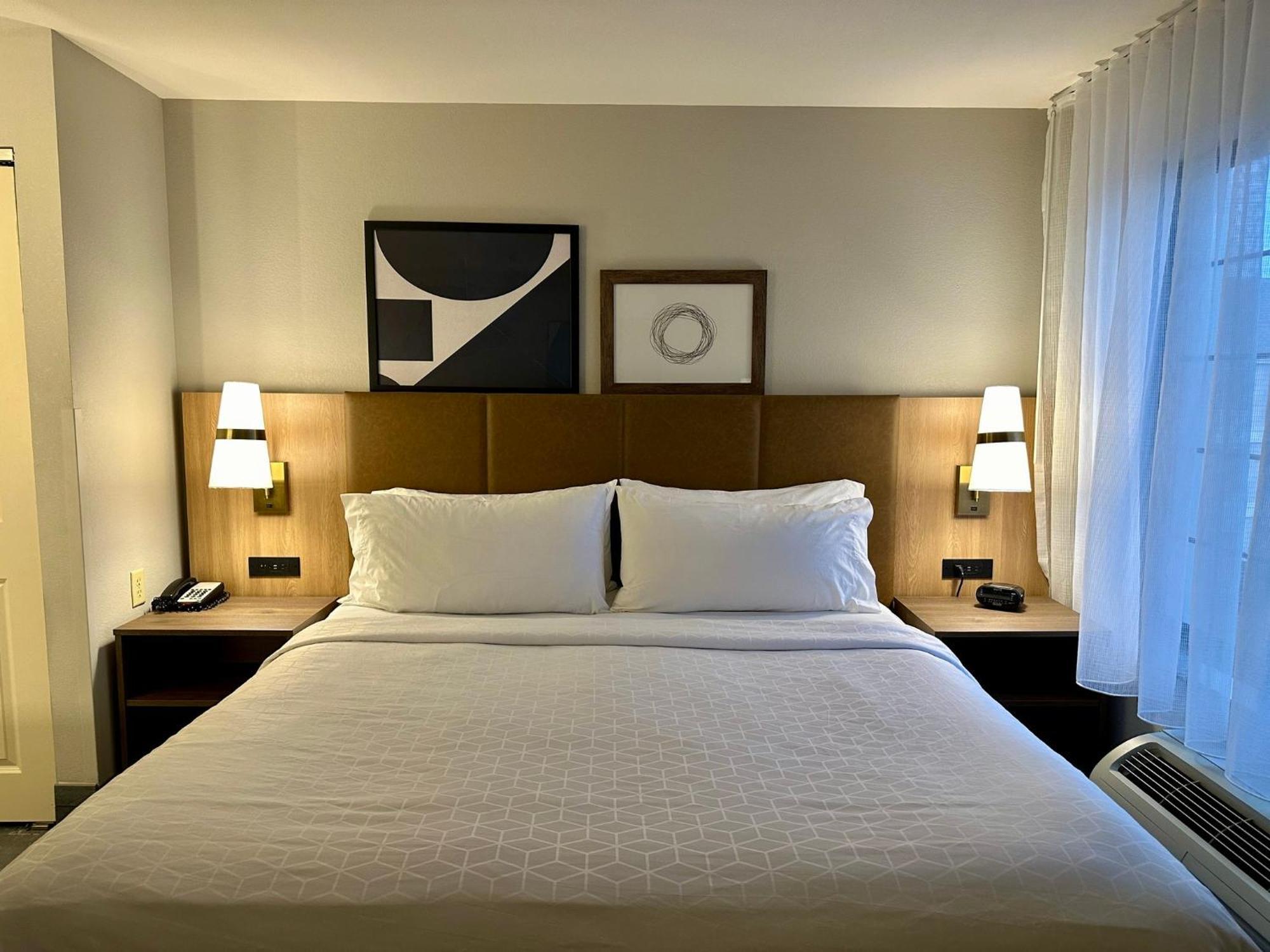 Staybridge Suites Milwaukee West-Oconomowoc By Ihg Екстер'єр фото