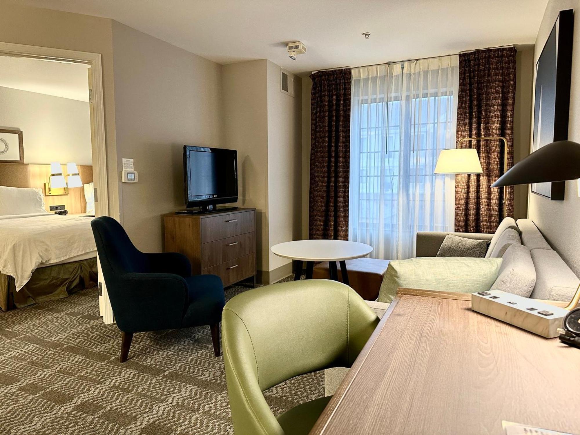 Staybridge Suites Milwaukee West-Oconomowoc By Ihg Екстер'єр фото